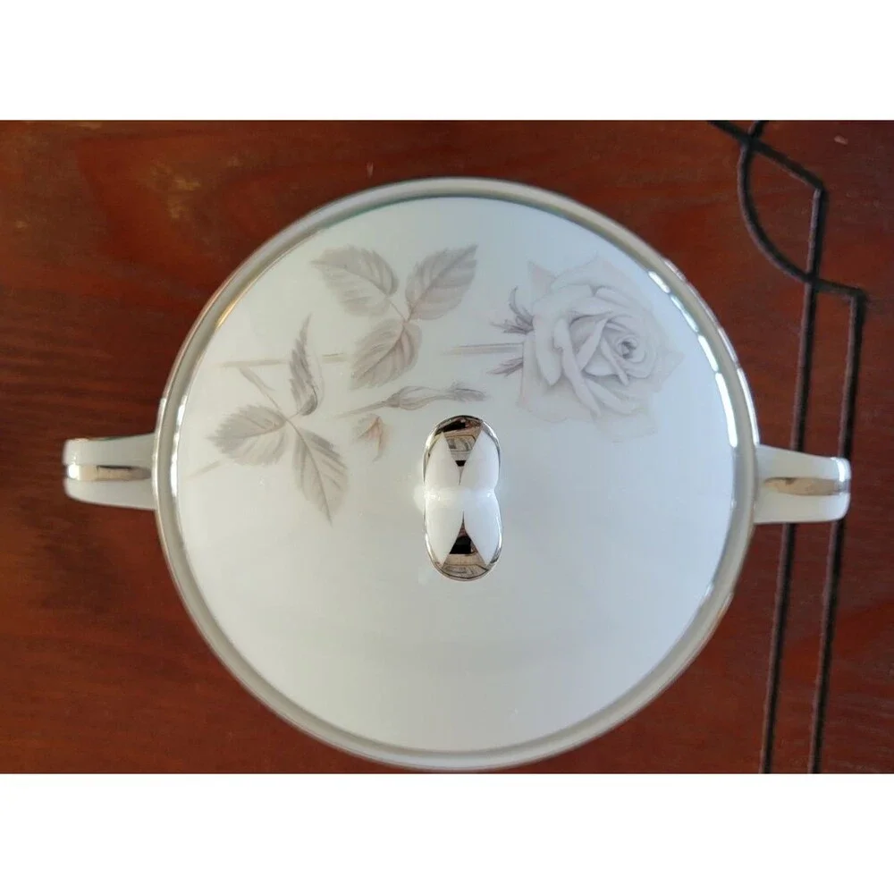 Noritake Fine China 6002 Melrose Creamer and Sugar with Lid